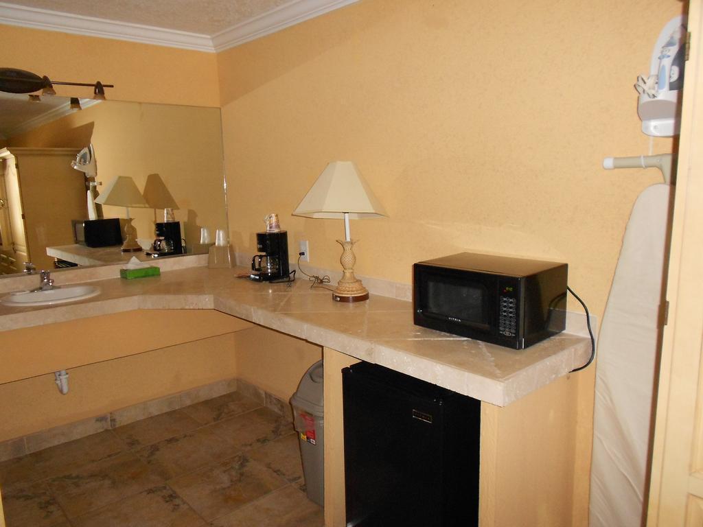 Quality Inn Ocean Springs Buitenkant foto