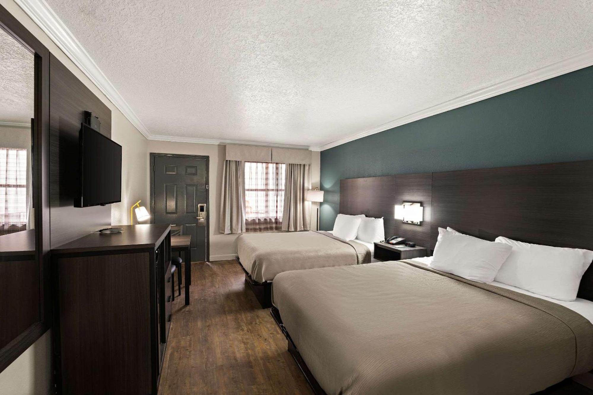 Quality Inn Ocean Springs Buitenkant foto