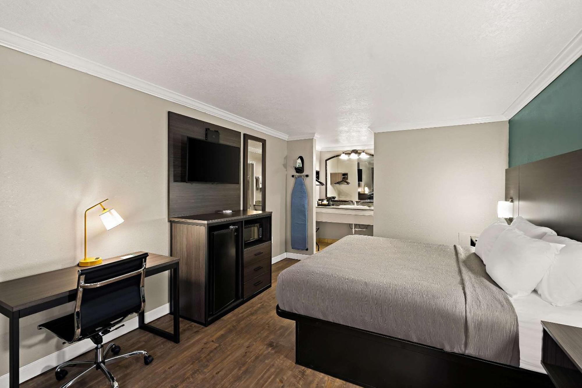 Quality Inn Ocean Springs Buitenkant foto
