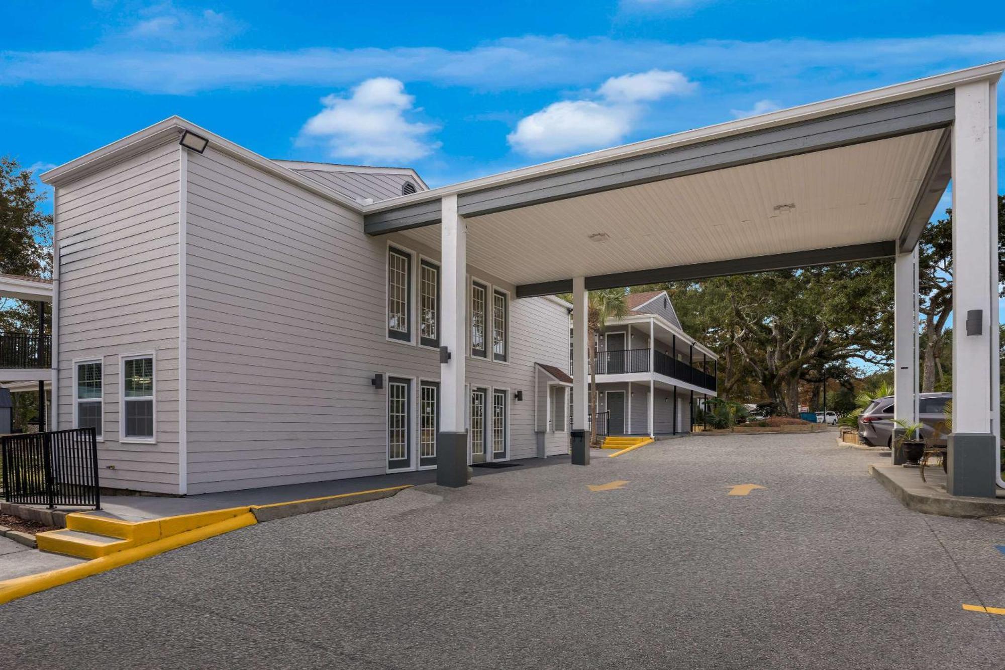 Quality Inn Ocean Springs Buitenkant foto