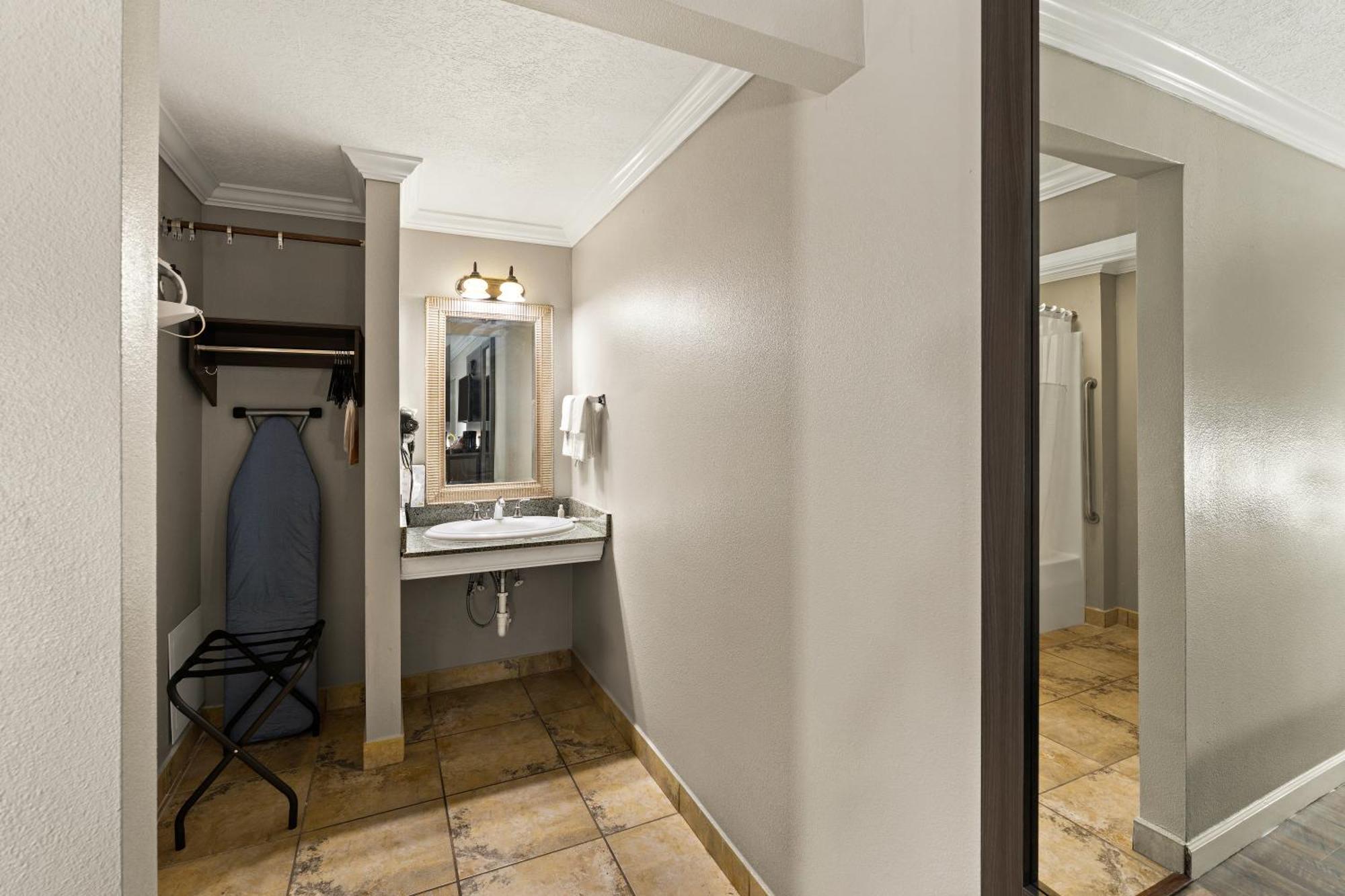 Quality Inn Ocean Springs Buitenkant foto